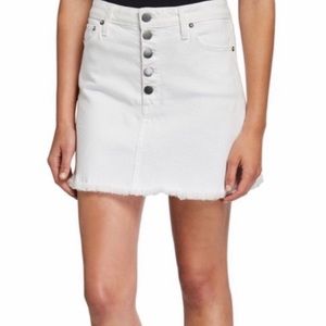 Alice + Olivia White Denim Jean Skirt Button Up Size 26 Raw Frayed Edge
